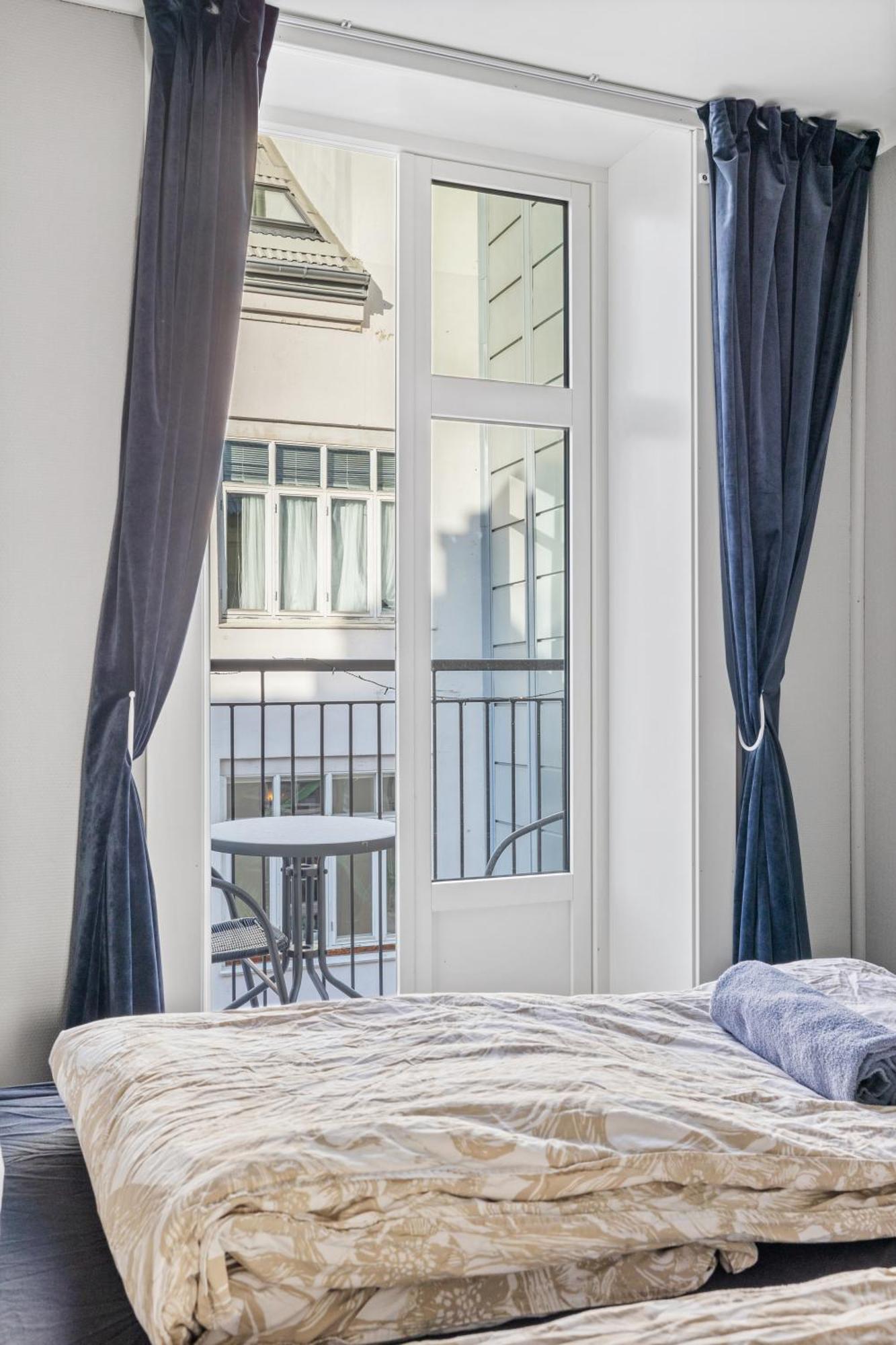 Lejlighed Beautiful Space With Balcony *